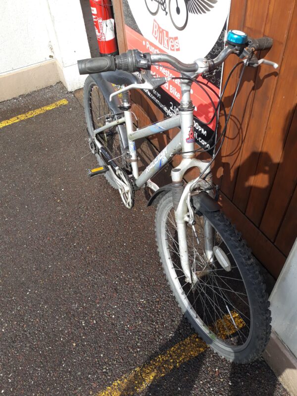 Budget bike: Raleigh Voyager - Image 3
